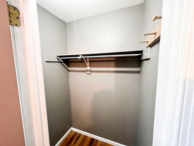 Building Photo - 3502 Old Jones Rd