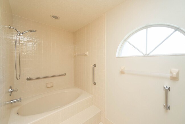 Building Photo - 1236 Buffing Cir SE