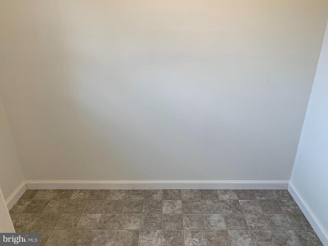 Building Photo - 729 Dollar Lane