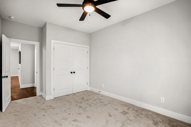 Building Photo - 314 N Stiles St