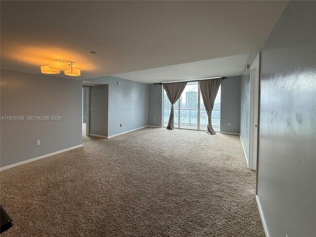 Building Photo - 50 Biscayne Blvd