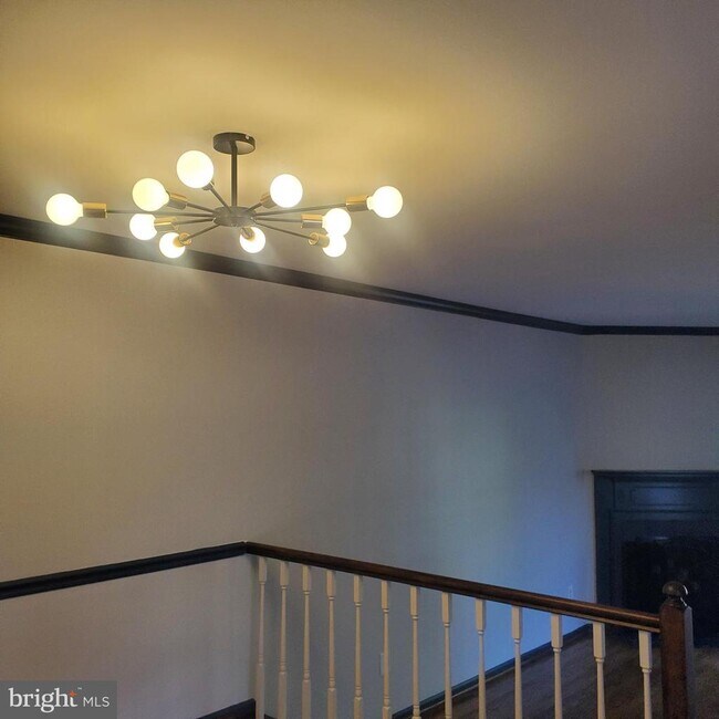 Building Photo - 1700 Quietree Dr