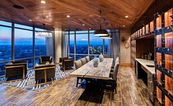 Interior Photo - The Aqualina