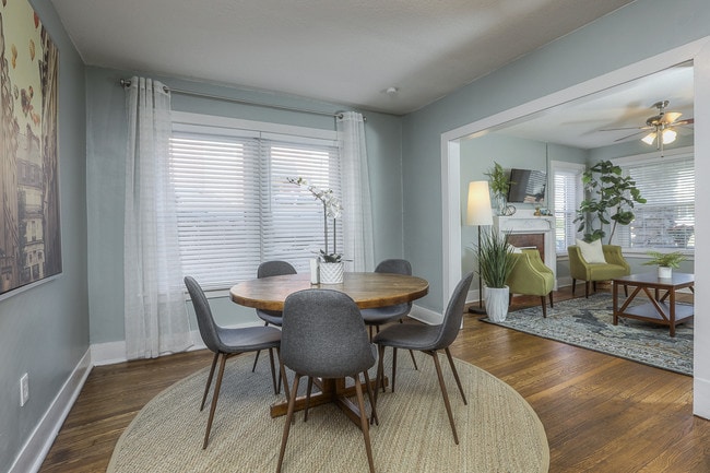 Building Photo - 3716 Warwick Blvd