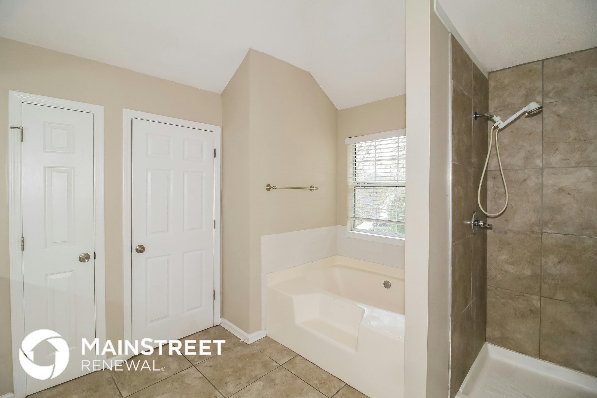 Building Photo - 6129 Pomerania Trail