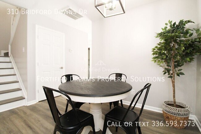 Building Photo - 310 Bridford Downs Dr