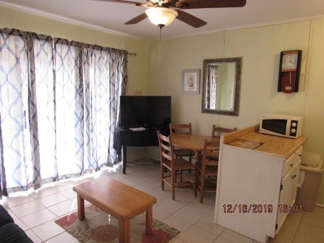 Building Photo - 3938 Surfside Blvd