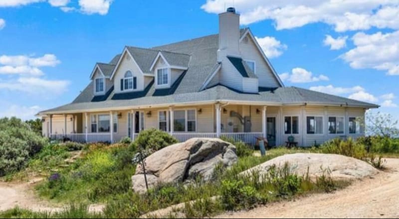 Building Photo - 2088 Mother Grundy Truck Trail