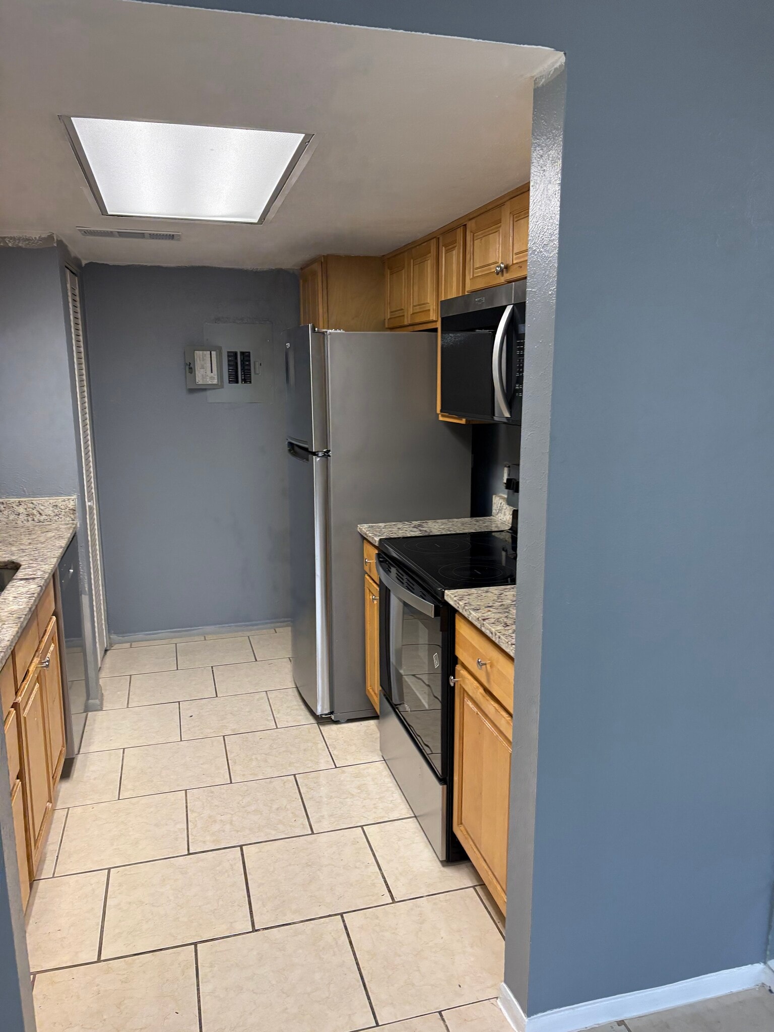 Building Photo - 4020 Billingsgate Rd