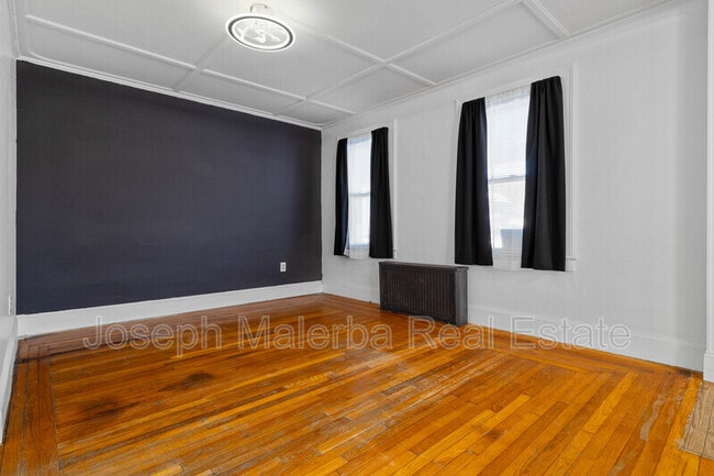 Building Photo - 44 Providence St