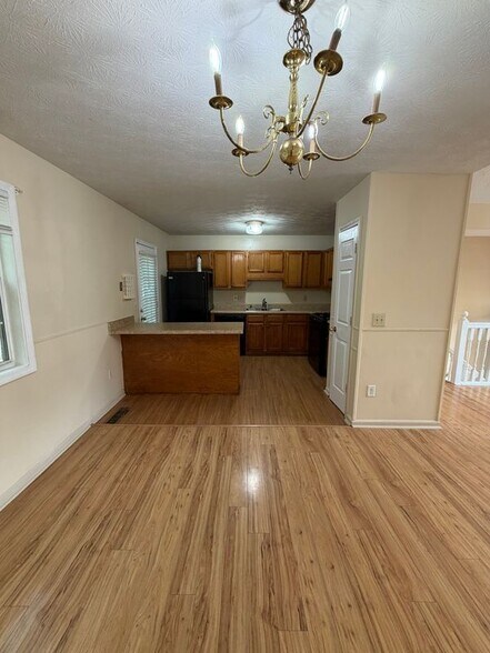 Building Photo - 4213 New Towne Dr