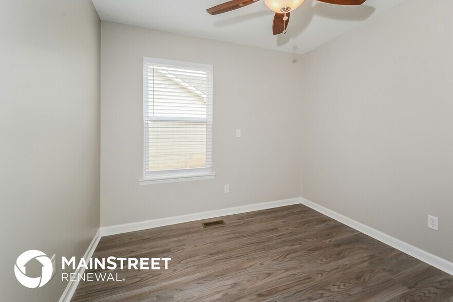 Building Photo - 2737 Whitecreek Ln