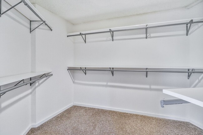 Building Photo - MOVE-IN READY, Bell Canyon 4BR w/views + o...