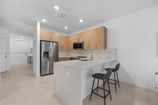 Building Photo - 131 SW 171st Terrace