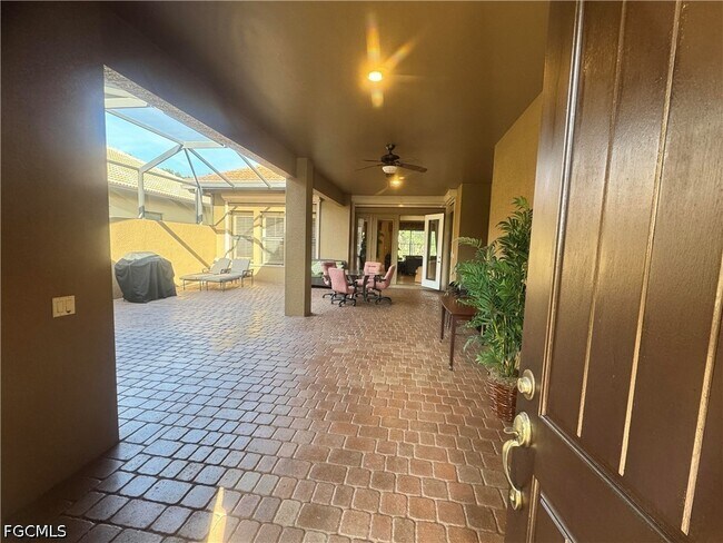 Building Photo - 11848 Rosalinda Ct
