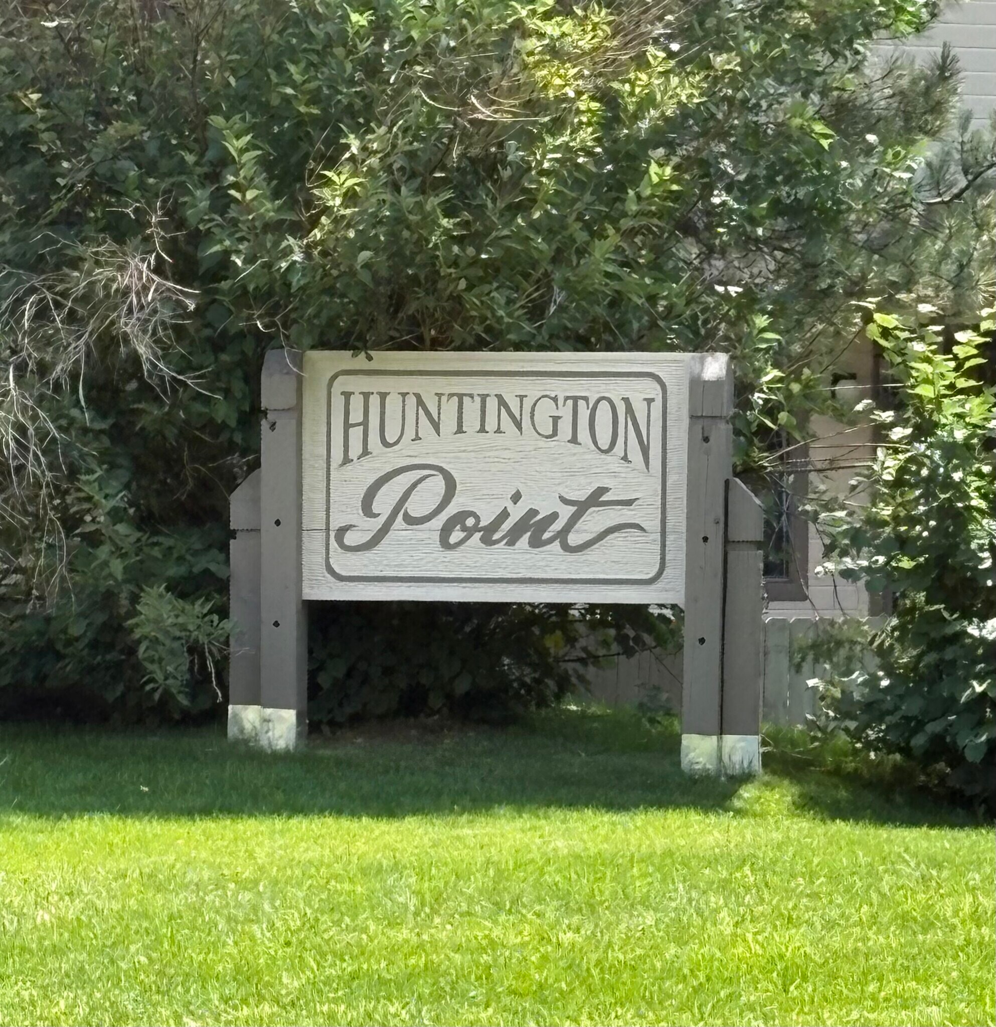 Welcome to Huntington Point! - 4639 Burgundy Ln