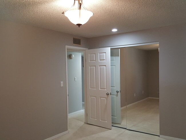 Building Photo - 303 Gage Blvd