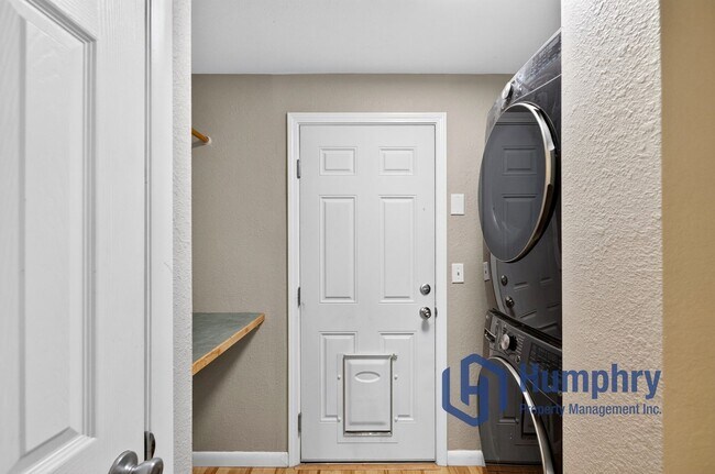 Building Photo - 13159 Ocotillo Dr