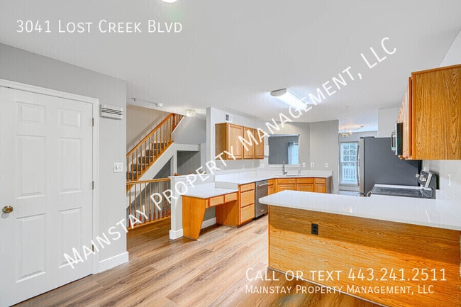 Building Photo - 3041 Lost Creek Blvd