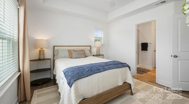 Building Photo - 9100 Bluedale Rd