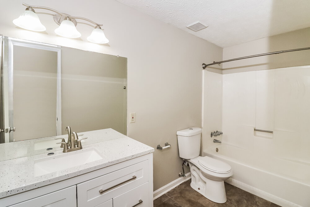 Building Photo - 4035 N Quail Dr