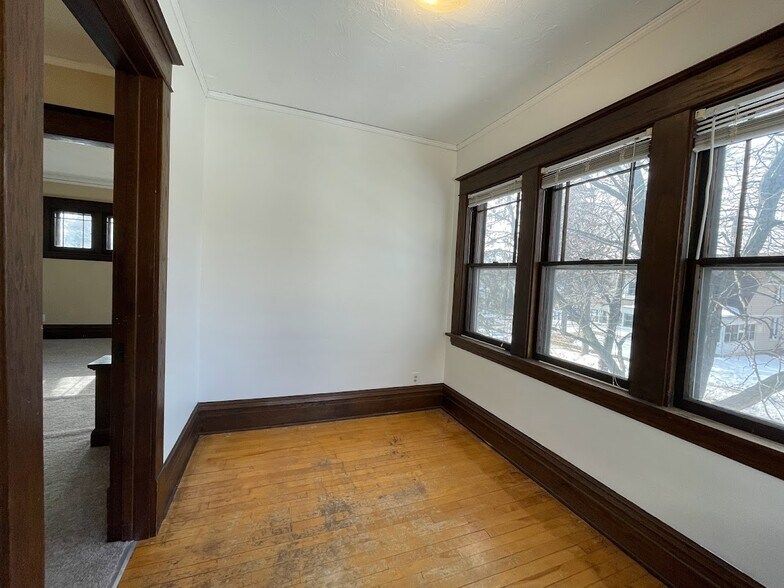 Building Photo - 3241 Humboldt Ave S