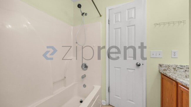 Building Photo - 4016 Cody Dr