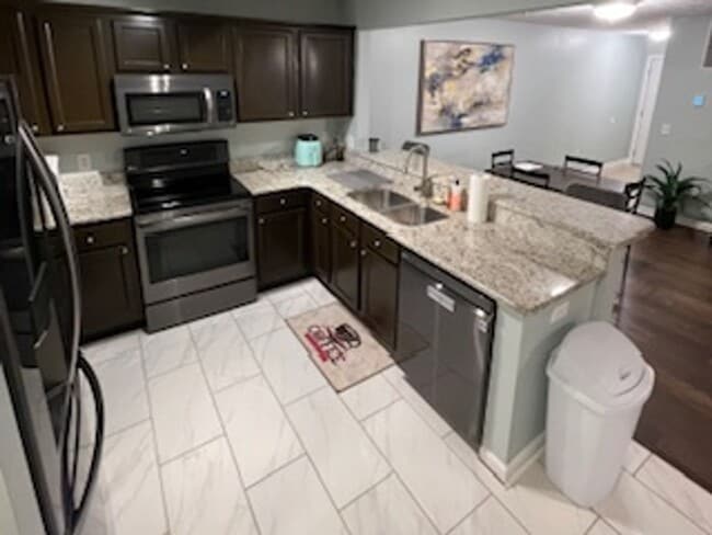 Building Photo - Southern Edge Condo