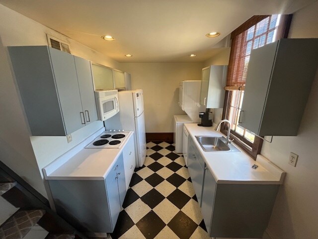 Kitchen - 4807 Magazine St