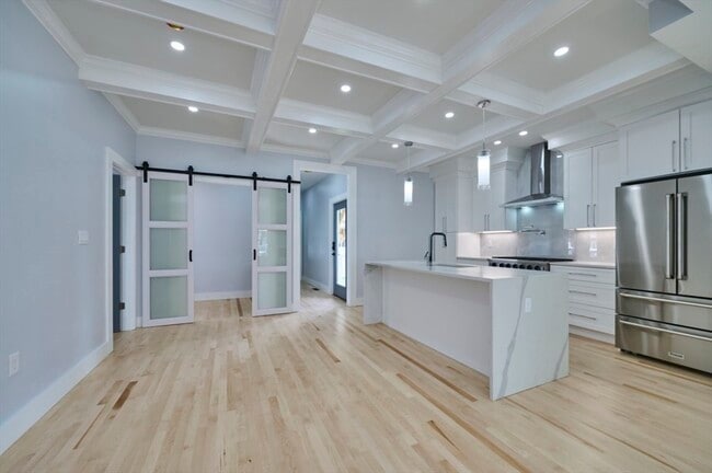 Building Photo - 97 Oakton Ave