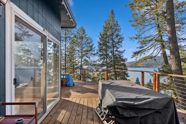 Building Photo - Whitefish Home with Great Lake Views