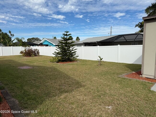 Building Photo - 472 Newfound Harbor Dr