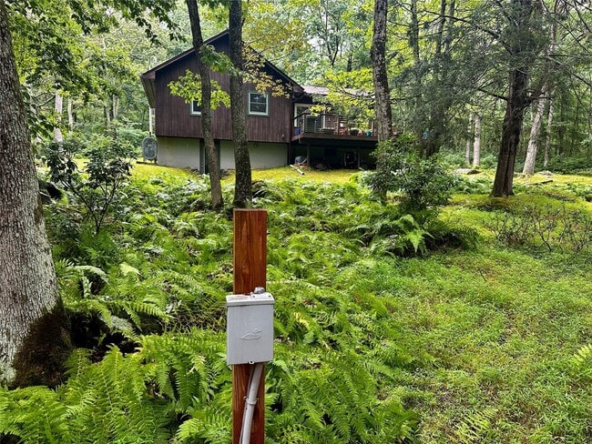 Building Photo - 95 Split Rock Dr