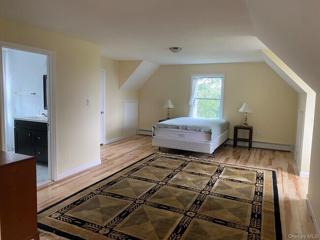 Building Photo - 641 Smithfield Rd