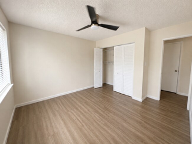 Building Photo - 2117 Palisade Ave