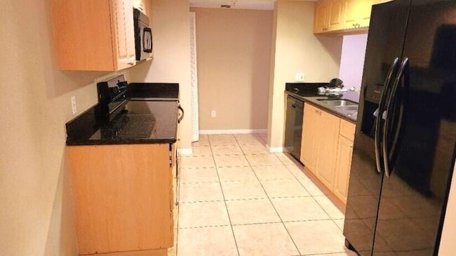 Building Photo - 2025 Lavers Cir