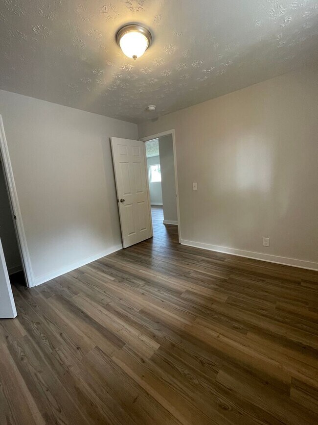 Building Photo - 1251 1st Ave S