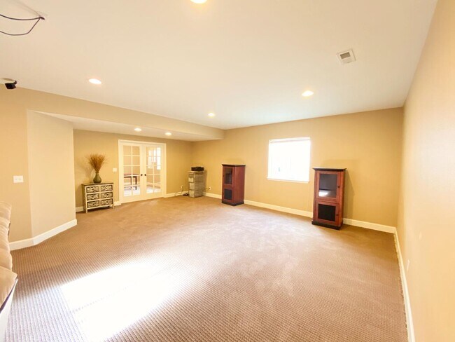 Building Photo - 6106 Wolf Village Dr