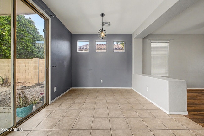 Building Photo - 11532 W Cottonwood Ln