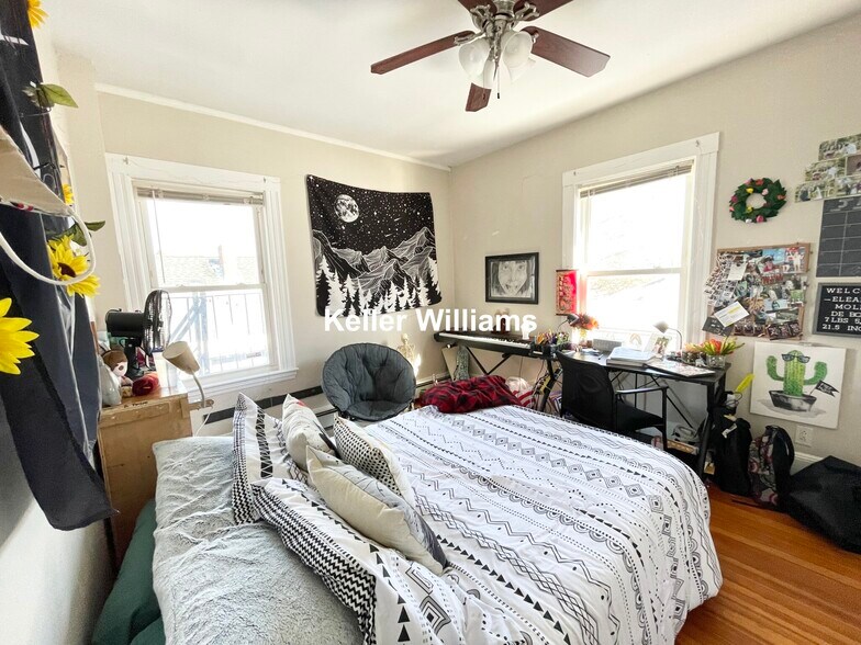 Building Photo - 76 Parker Hill Ave