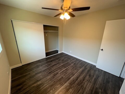 Building Photo - 7925 Vineland Ave