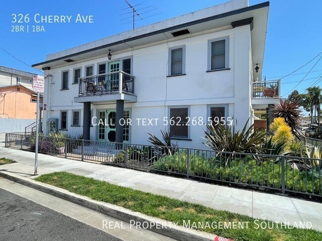 Building Photo - 326 Cherry Ave