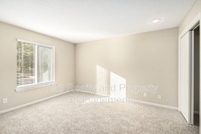 Building Photo - 11118 Nieman Rd