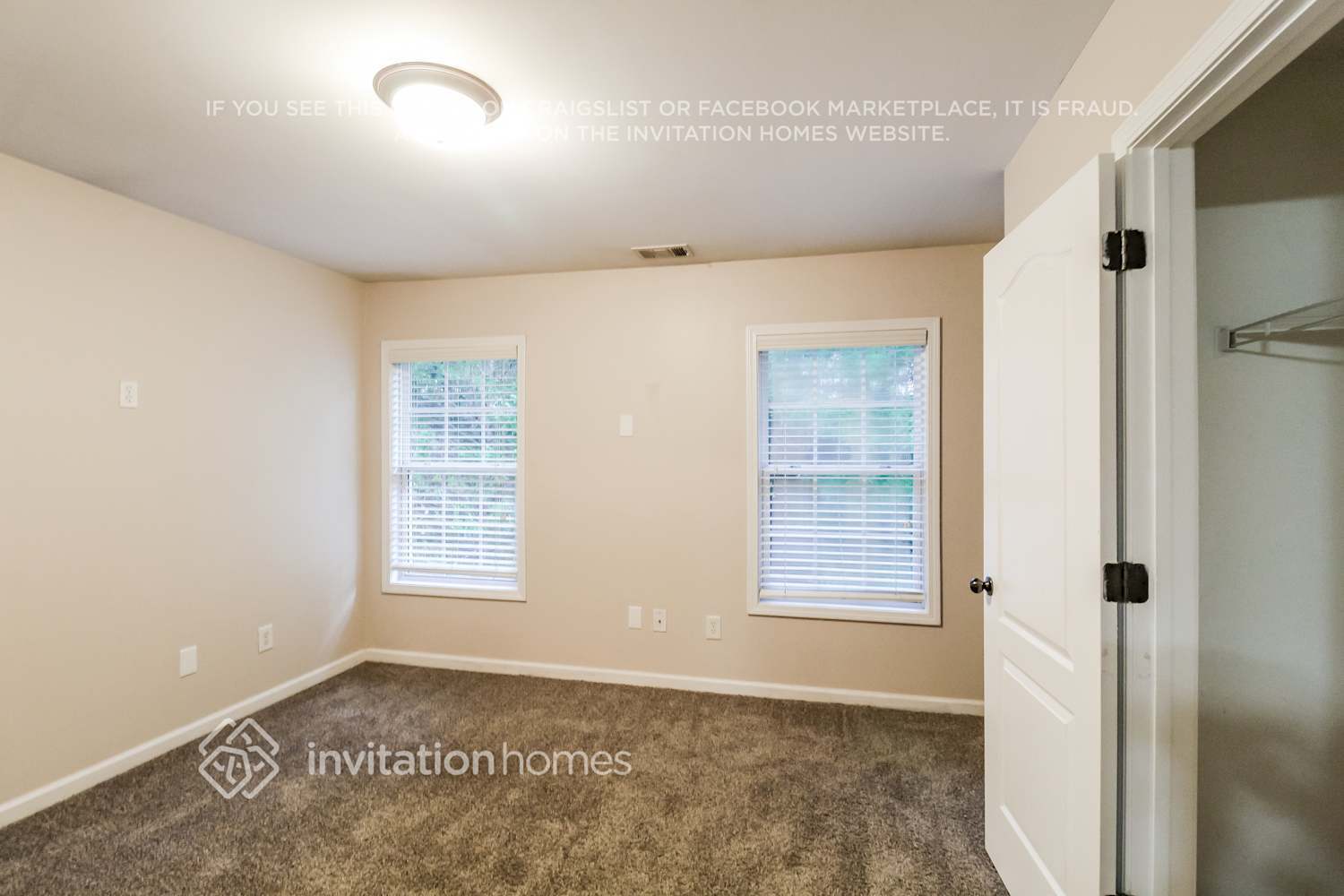 Building Photo - 625 Excalibur Ct SE