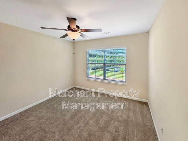 Building Photo - 106 Muir Way