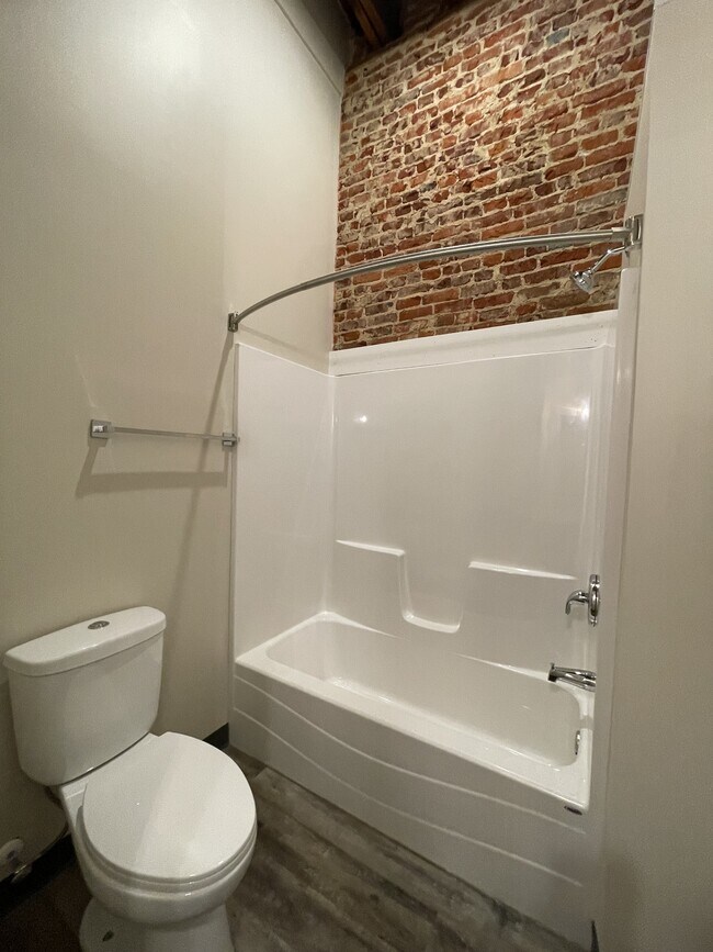 Building Photo - 230 Central Ave N