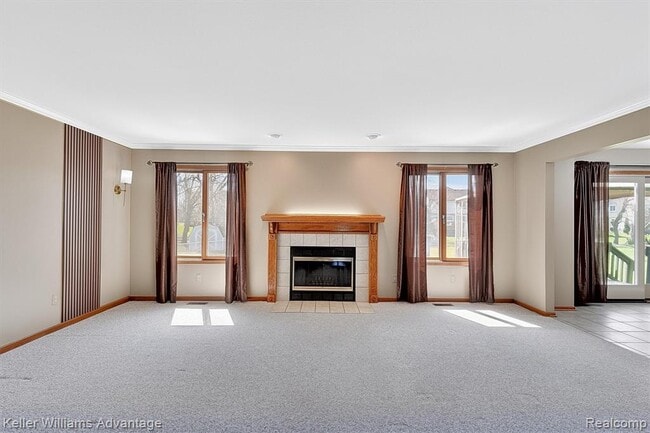 Building Photo - 40051 Finley Dr