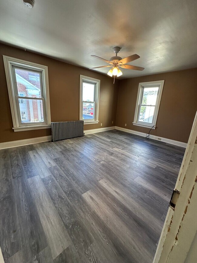 Building Photo - 3 bedroom home in Palmyra