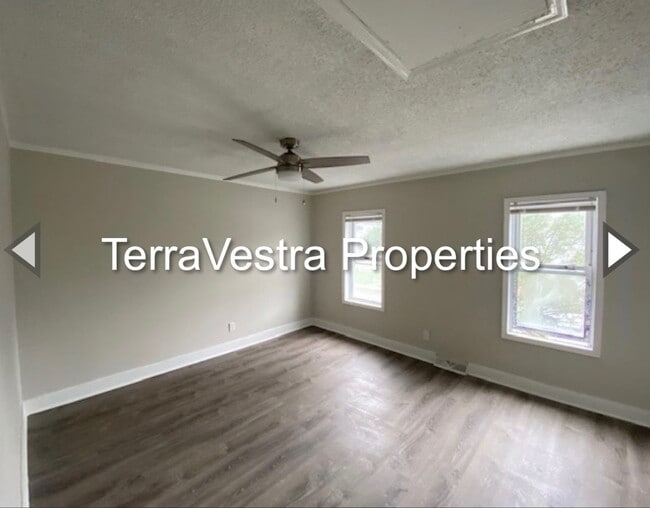 Building Photo - Recently Renovated 3 Bed in Millville!