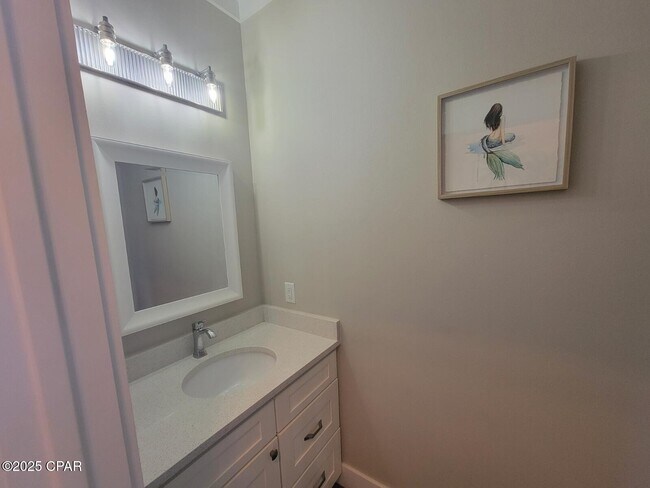 Building Photo - 100 Sea Breeze Cir